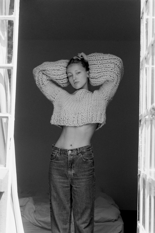 Groovy Crop Sweater in Merino Wool / Beige